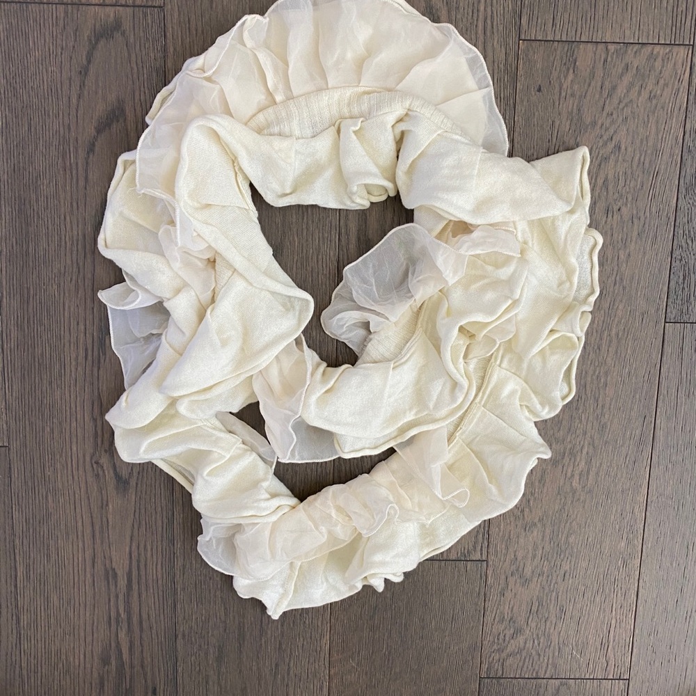 Juicy Couture scarf